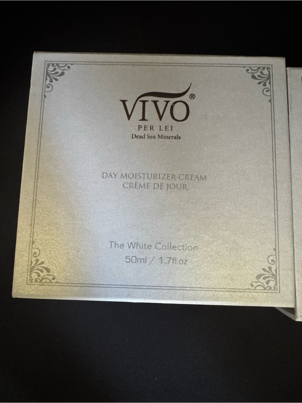 Vivo Per Lei Dead Sea Mineral Day Moisturizer Cream The White Collection 1.7floz